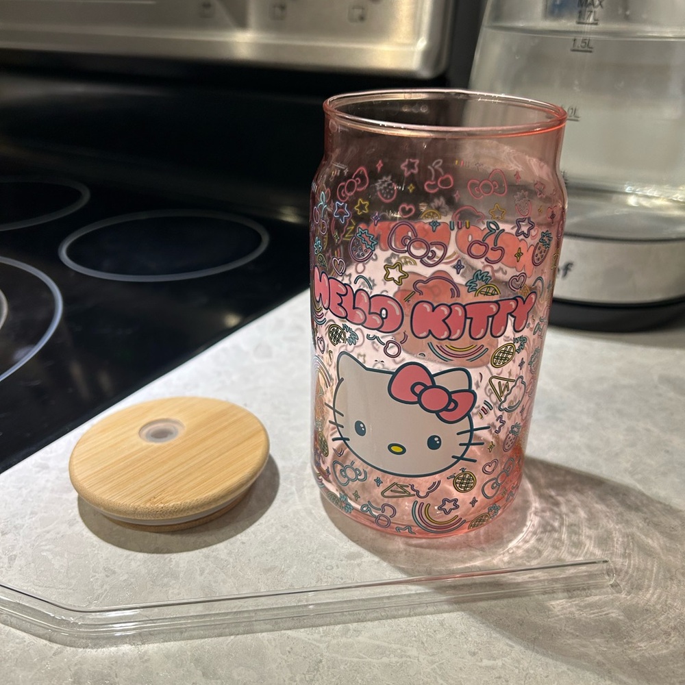 Hello kitty cup - Picture 3 of 3